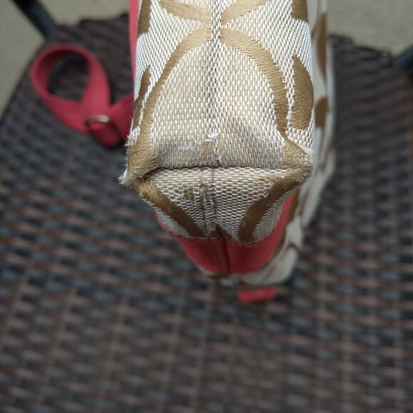 Coach Tan and Red Crossbody Bag. - Picture 10 of 10